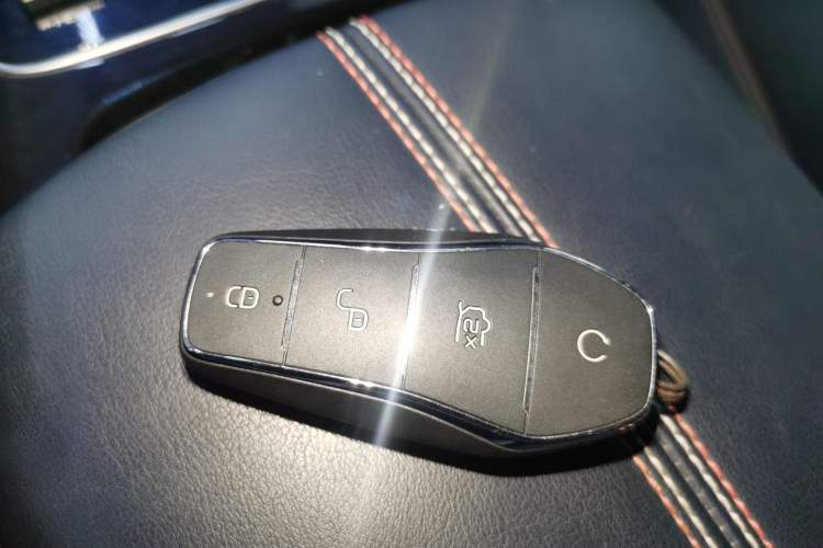 Used BYD Qin PLUS 2021 DM-i 55KM Flagship Model Interior 1