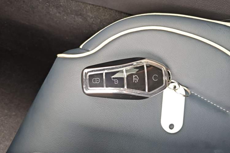 Used BYD Qin PLUS 2021 DM-i 55KM Flagship Model Interior 1