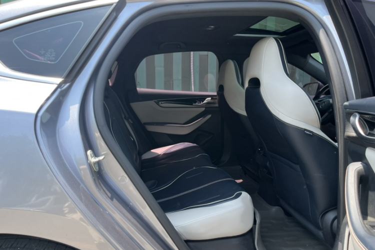 Used BYD Qin PLUS 2021 DM-i 55KM Flagship Model Interior 1