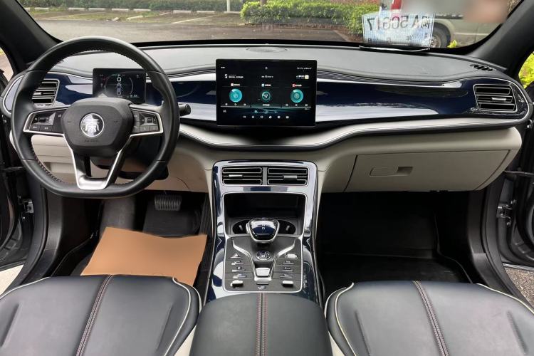 Used BYD Qin PLUS 2021 DM-i 55KM Flagship Model Interior 1