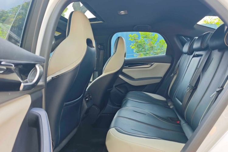 Used BYD Qin PLUS 2021 DM-i 55KM Flagship Model Interior 10