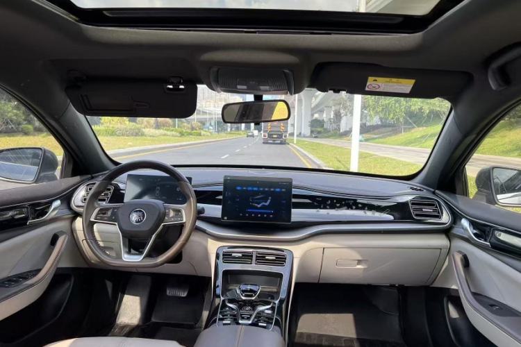 Used BYD Qin PLUS 2021 DM-i 55KM Flagship Model Interior 2