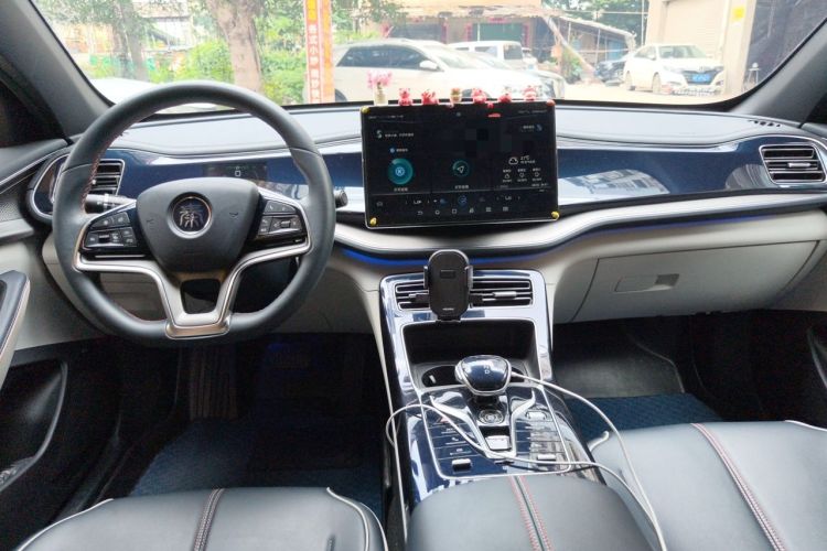 Used BYD Qin PLUS 2021 EV 500KM Premium Model Interior 2