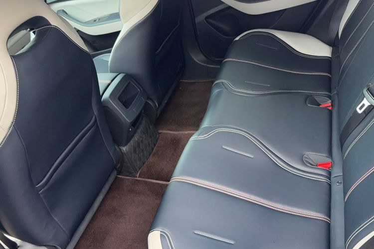 Used BYD Qin PLUS 2021 DM-i 55KM Prestige Model Interior 2