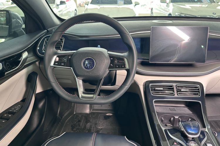 Used BYD Qin PLUS 2021 DM-i 55KM Flagship Model Interior 2