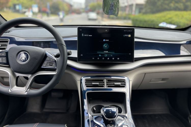 Used BYD Qin PLUS 2021 DM-i 120KM Flagship Model Interior 2