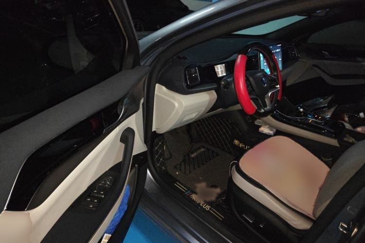 Used BYD Qin PLUS 2021 DM-i 120KM Flagship Model Interior 3