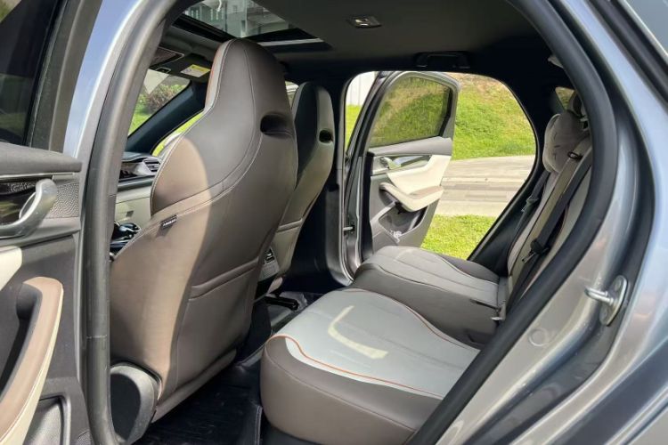 Used BYD Qin PLUS 2021 DM-i 55KM Flagship Model Interior 3