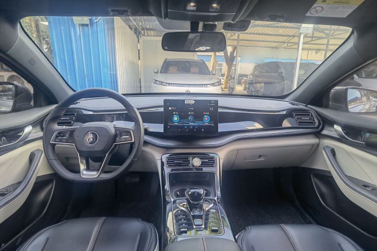 Used BYD Qin PLUS 2021 DM-i 55KM Prestige Model Interior 3