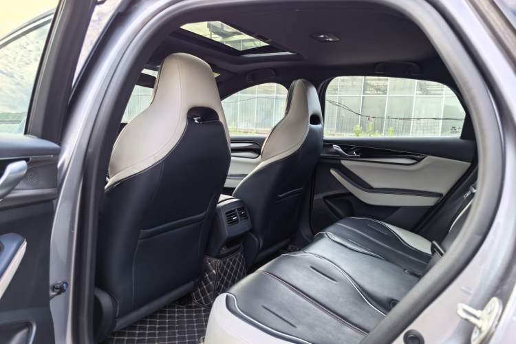 Used BYD Qin PLUS 2021 DM-i 55KM Flagship Model Interior 3