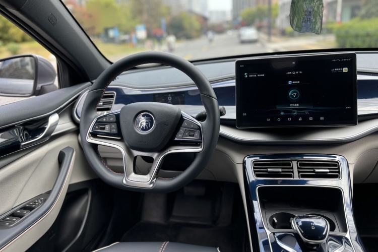 Used BYD Qin PLUS 2021 DM-i 120KM Flagship Model Interior 3