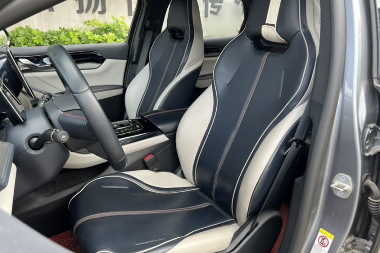 Used BYD Qin PLUS 2021 DM-i 55KM Flagship Model Interior 3