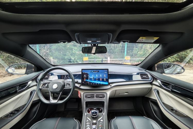 Used BYD Qin PLUS 2021 DM-i 55KM Flagship Model Interior 4