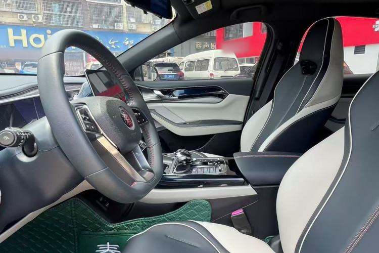 Used BYD Qin PLUS 2021 DM-i 55KM Flagship Model Interior 4