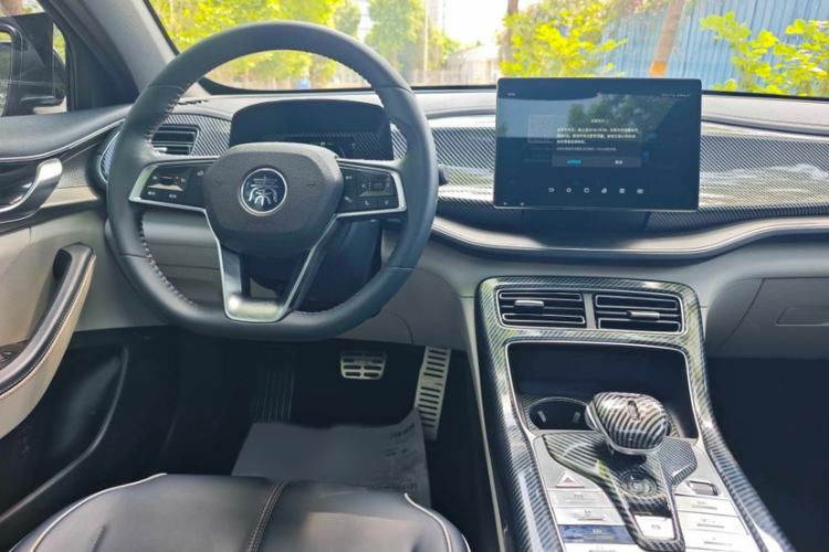 Used BYD Qin PLUS 2021 DM-i 55KM Flagship Model Interior 4