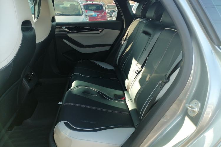 Used BYD Qin PLUS 2021 DM-i 55KM Flagship Model Interior 4