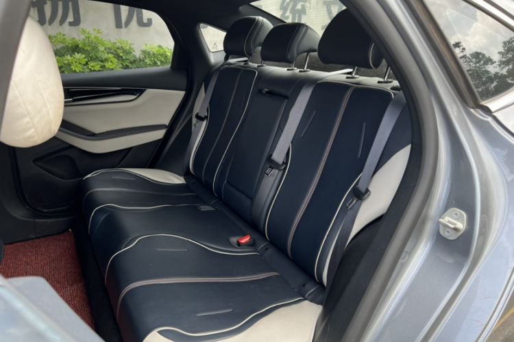 Used BYD Qin PLUS 2021 DM-i 55KM Flagship Model Interior 4