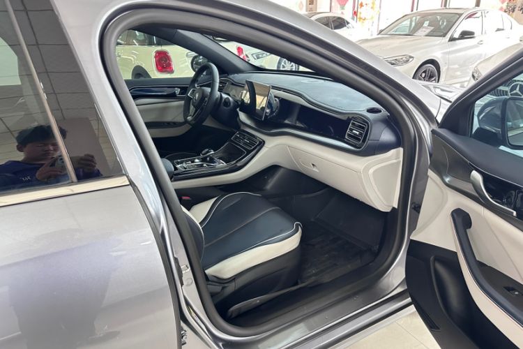 Used BYD Qin PLUS 2021 DM-i 55KM Flagship Model Interior 7
