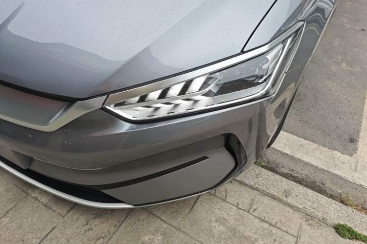 Used BYD Qin PLUS 2021 EV 500KM Luxury Model Left Front Headlight