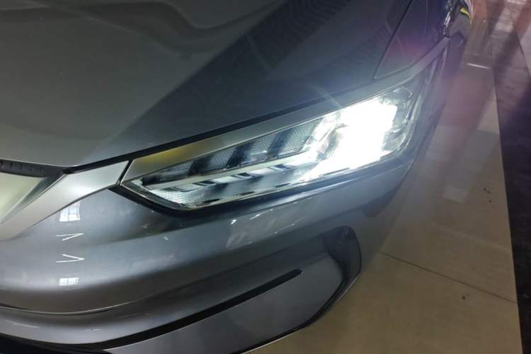 Used BYD Qin PLUS 2021 EV 500KM Luxury Model Left Front Headlight