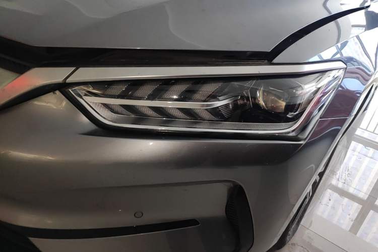 Used BYD Qin PLUS 2021 EV 500KM Premium Model Left Front Headlight