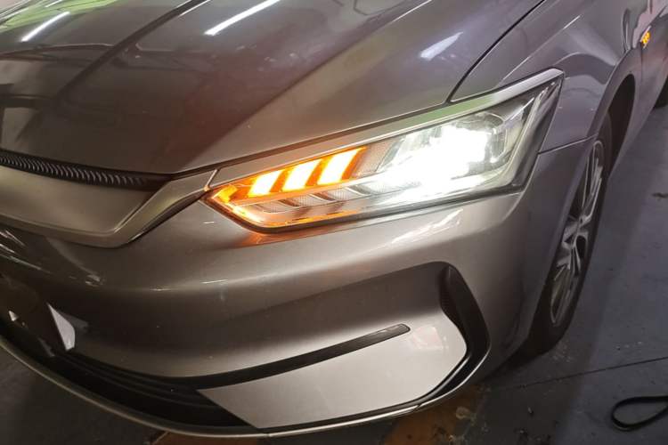 Used BYD Qin PLUS 2021 EV 500KM Luxury Model Left Front Headlight