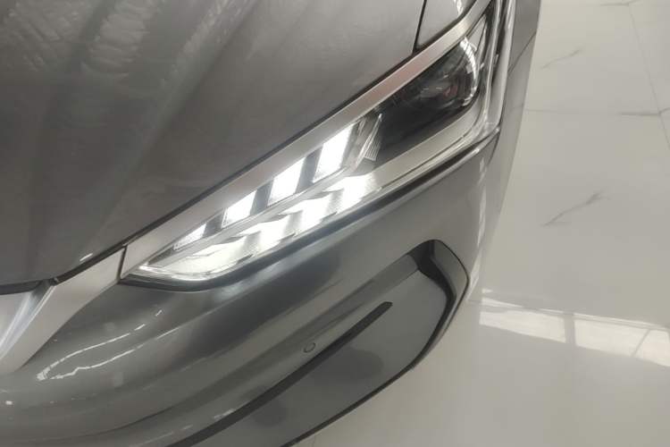 Used BYD Qin PLUS 2021 EV 500KM Luxury Model Left Front Headlight