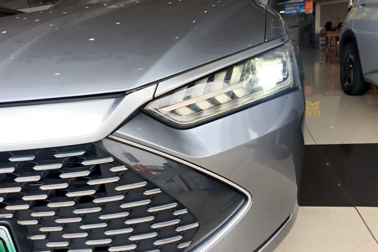 Used BYD Qin PLUS 2021 DM-i 55KM Flagship Model Left Front Headlight