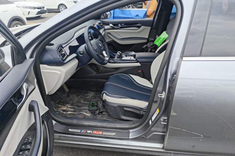 Used BYD Qin PLUS 2021 DM-i 120KM Prestige Model Left Front Seat