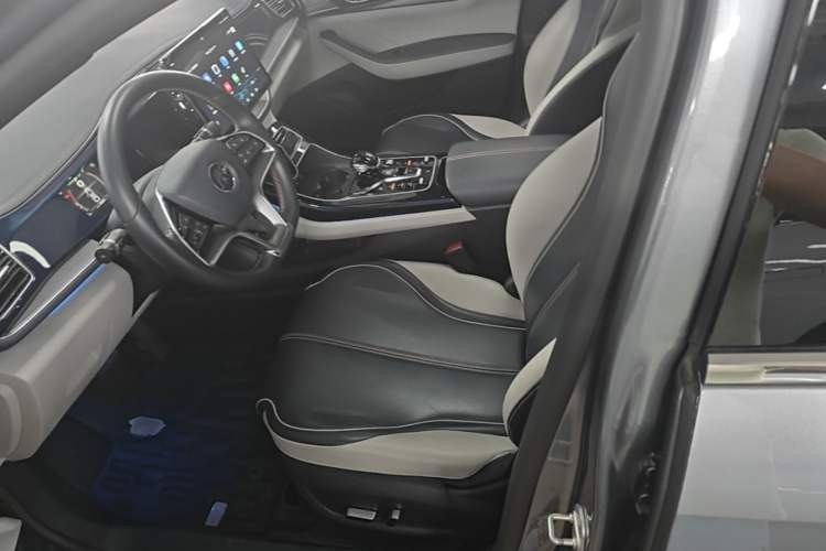 Used BYD Qin PLUS 2021 DM-i 120KM Flagship Model Left Front Seat