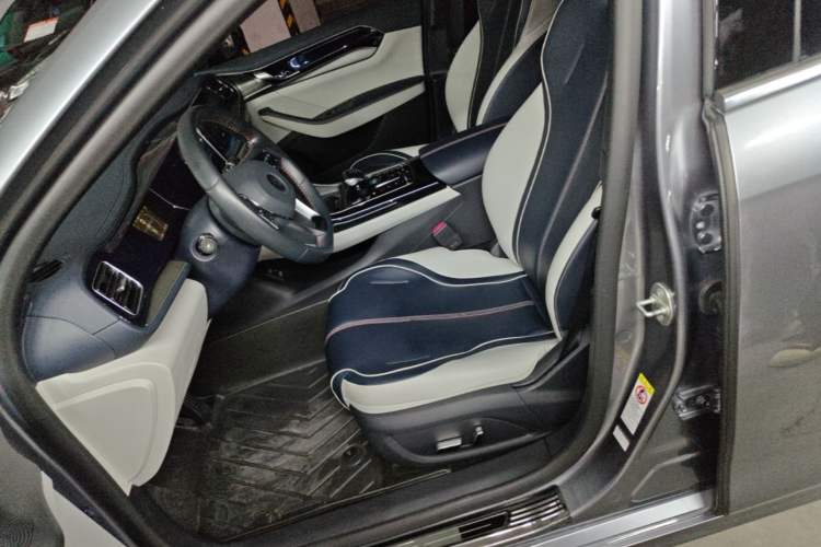 Used BYD Qin PLUS 2021 DM-i 55KM Flagship Model Left Front Seat