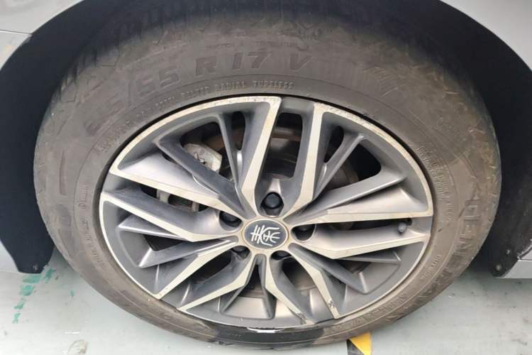 Used BYD Qin PLUS 2021 DM-i 55KM Flagship Model Left Front Wheel Hub