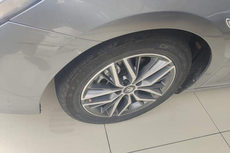 Used BYD Qin PLUS 2021 DM-i 55KM Flagship Model Left Front Wheel Hub