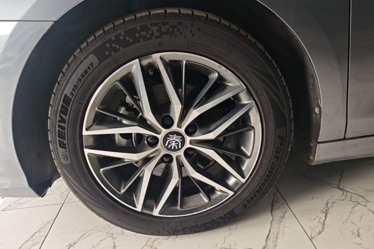 Used BYD Qin PLUS 2021 DM-i 55KM Flagship Model Left Front Wheel Hub