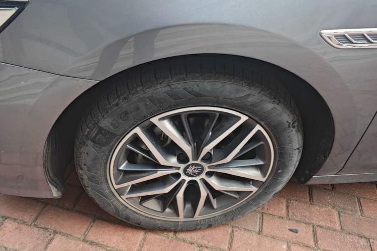 Used BYD Qin PLUS 2021 DM-i 55KM Flagship Model Left Front Wheel Hub