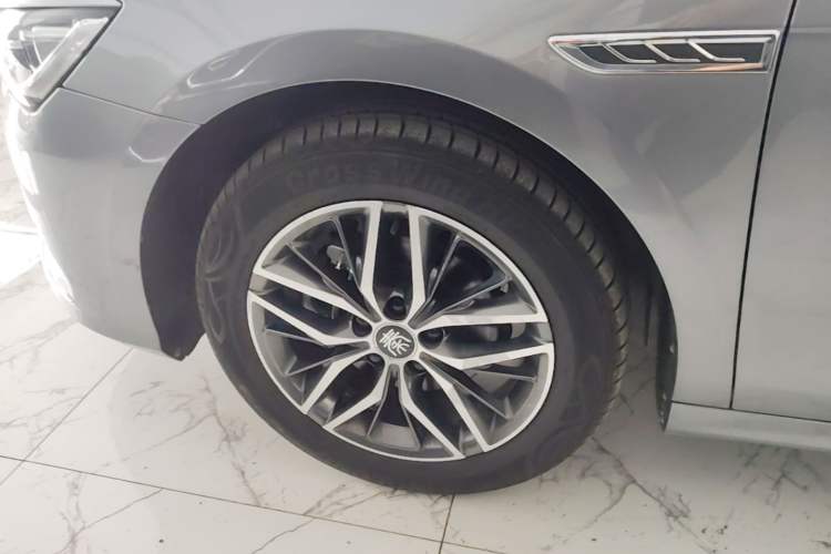 Used BYD Qin PLUS 2021 DM-i 120KM Flagship Model Left Front Wheel Hub