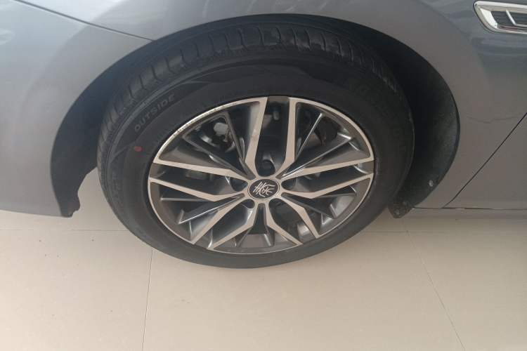Used BYD Qin PLUS 2021 DM-i 55KM Flagship Model Left Front Wheel Hub