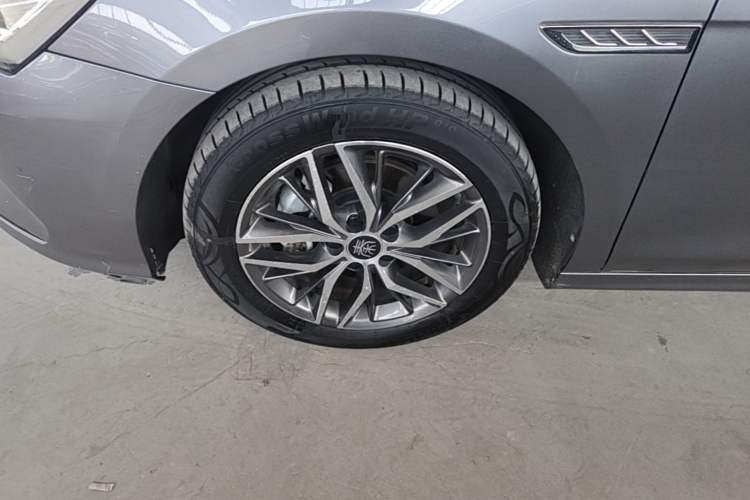 Used BYD Qin PLUS 2021 DM-i 55KM Flagship Model Left Front Wheel Hub