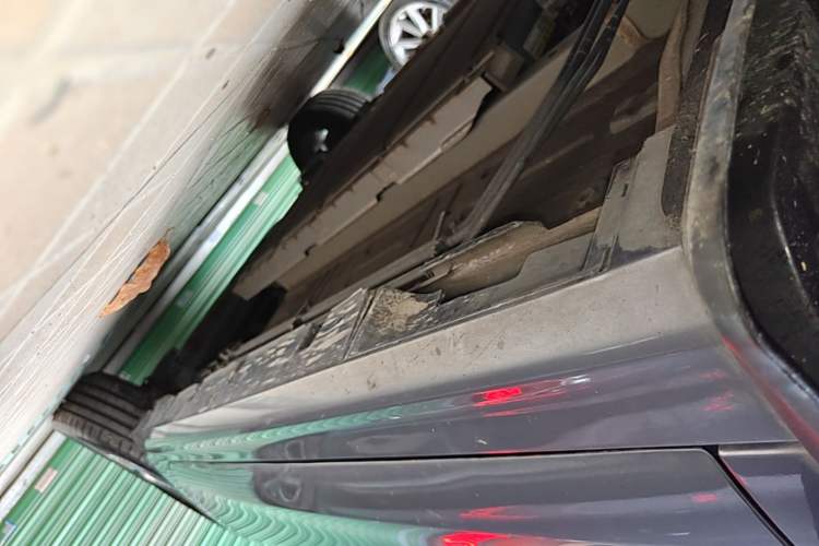 Used BYD Qin PLUS 2021 DM-i 55KM Flagship Model Left Side Sill