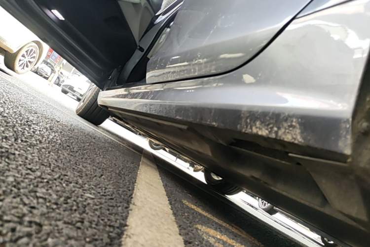 Used BYD Qin PLUS 2021 EV 500KM Premium Model Left Side Sill
