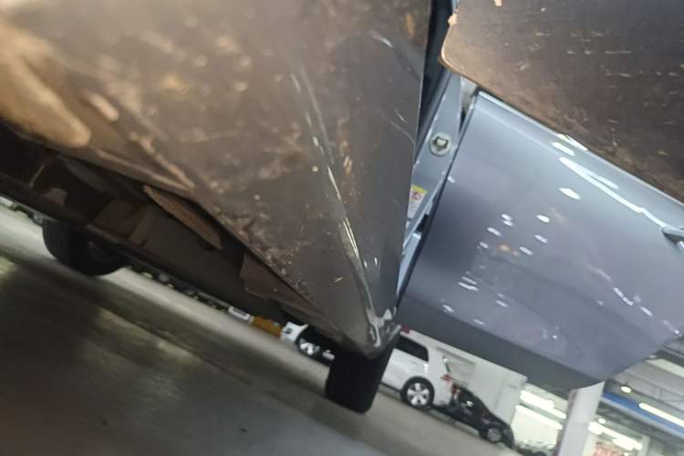 Used BYD Qin PLUS 2021 DM-i 120KM Prestige Model Left Side Sill