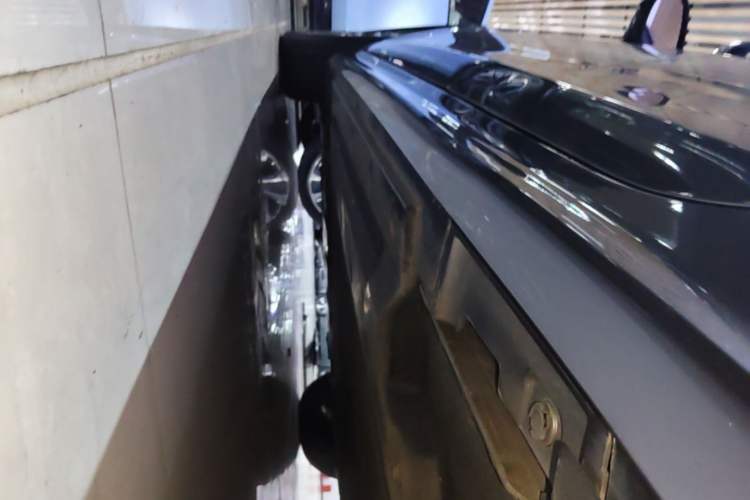 Used BYD Qin PLUS 2021 EV 500KM Premium Model Left Side Sill