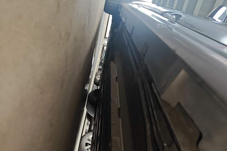 Used BYD Qin PLUS 2021 DM-i 55KM Flagship Model Left Side Sill