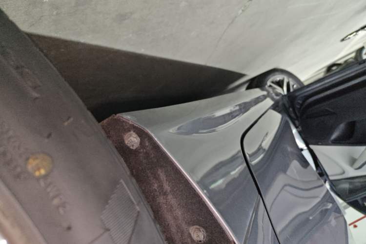 Used BYD Qin PLUS 2021 DM-i 55KM Flagship Model Left Side Sill
