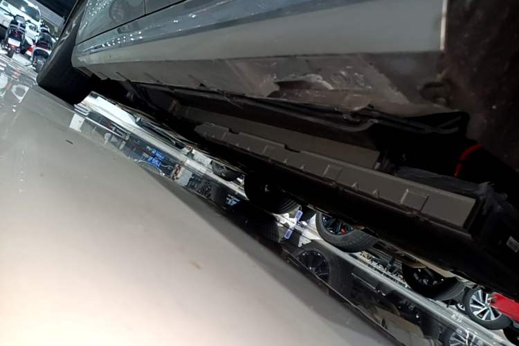 Used BYD Qin PLUS 2021 DM-i 55KM Flagship Model Left Side Sill