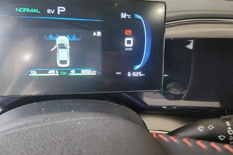 Used BYD Qin PLUS 2021 DM-i 120KM Prestige Model Odometer Close Up