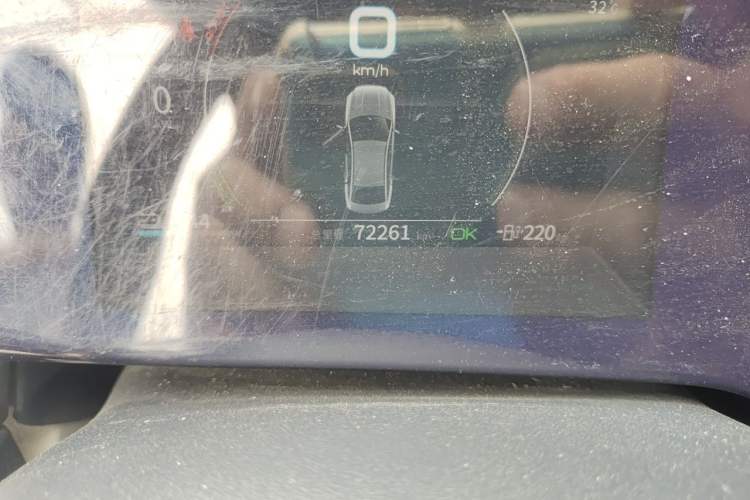Used BYD Qin PLUS 2021 EV 500KM Luxury Model Odometer Close Up