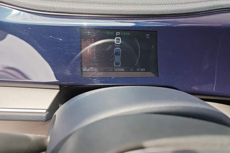 Used BYD Qin PLUS 2021 EV 400KM Luxury Model Odometer Close Up