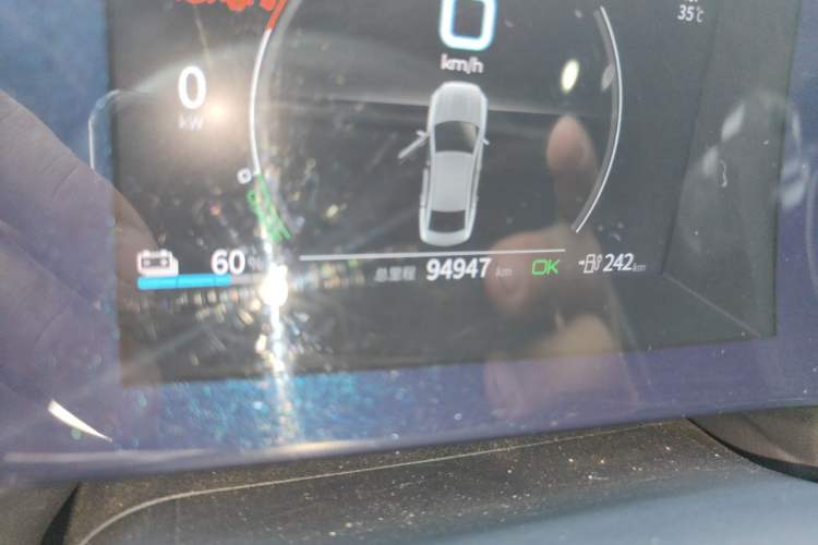 Used BYD Qin PLUS 2021 EV 400KM Luxury Model Odometer Close Up