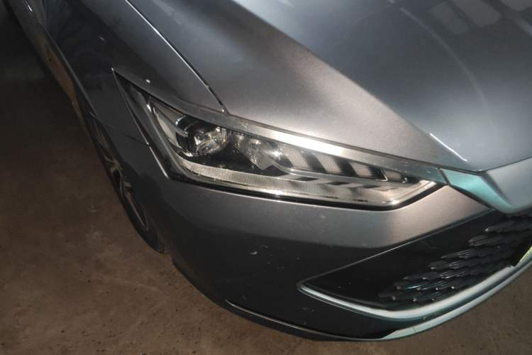 Used BYD Qin PLUS 2021 DM-i 120KM Prestige Model Right Front Headlight